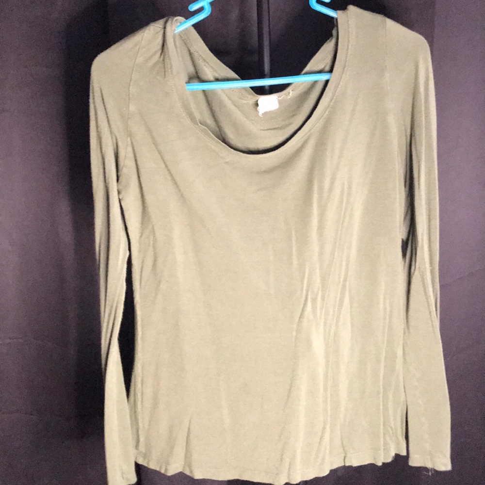 Green shirt